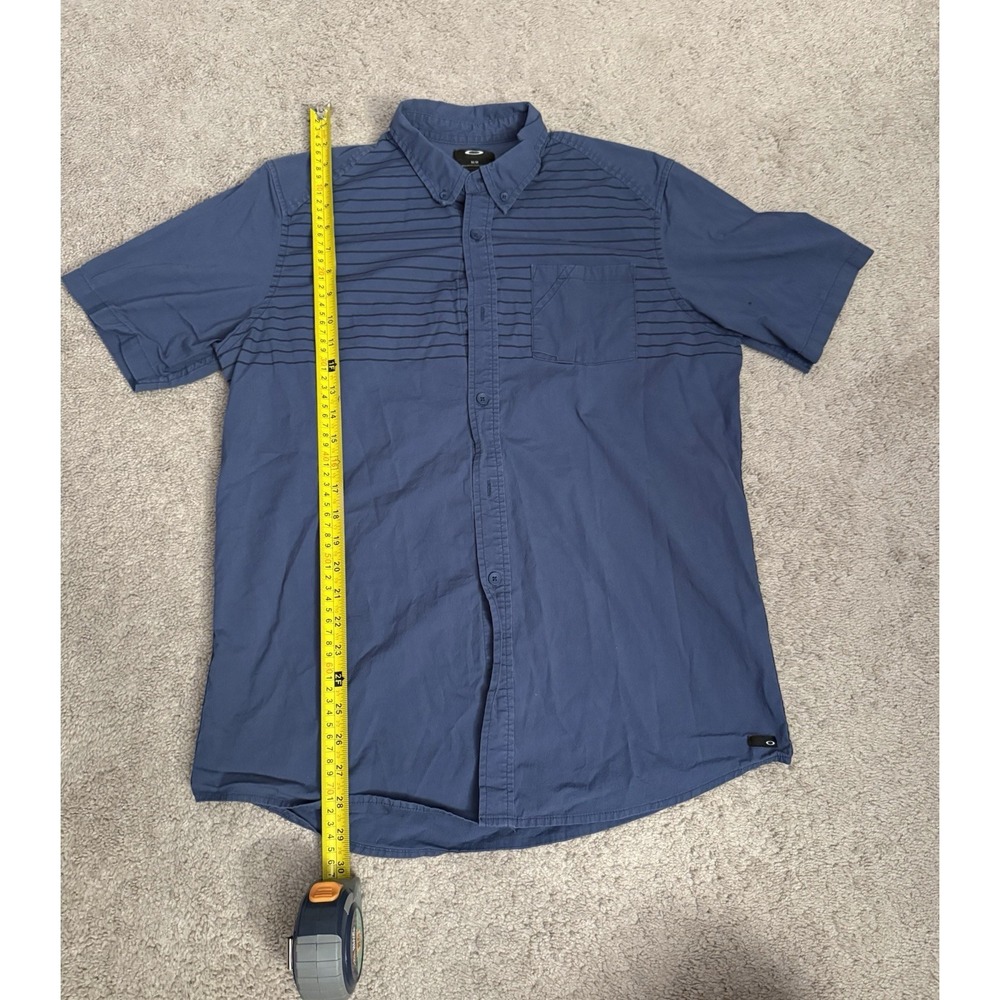 Oakley Mens Medium Blue Striped Short Sleeve Button Up Shirt Casual